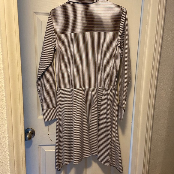 Striped Medium Length Louis Vuitton Dress - Picture 3 of 10